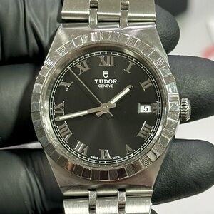 Tudor Royal M28500-0003 Date Automatic Black Dial Men’s 38mm Luxury Watch W/ Box